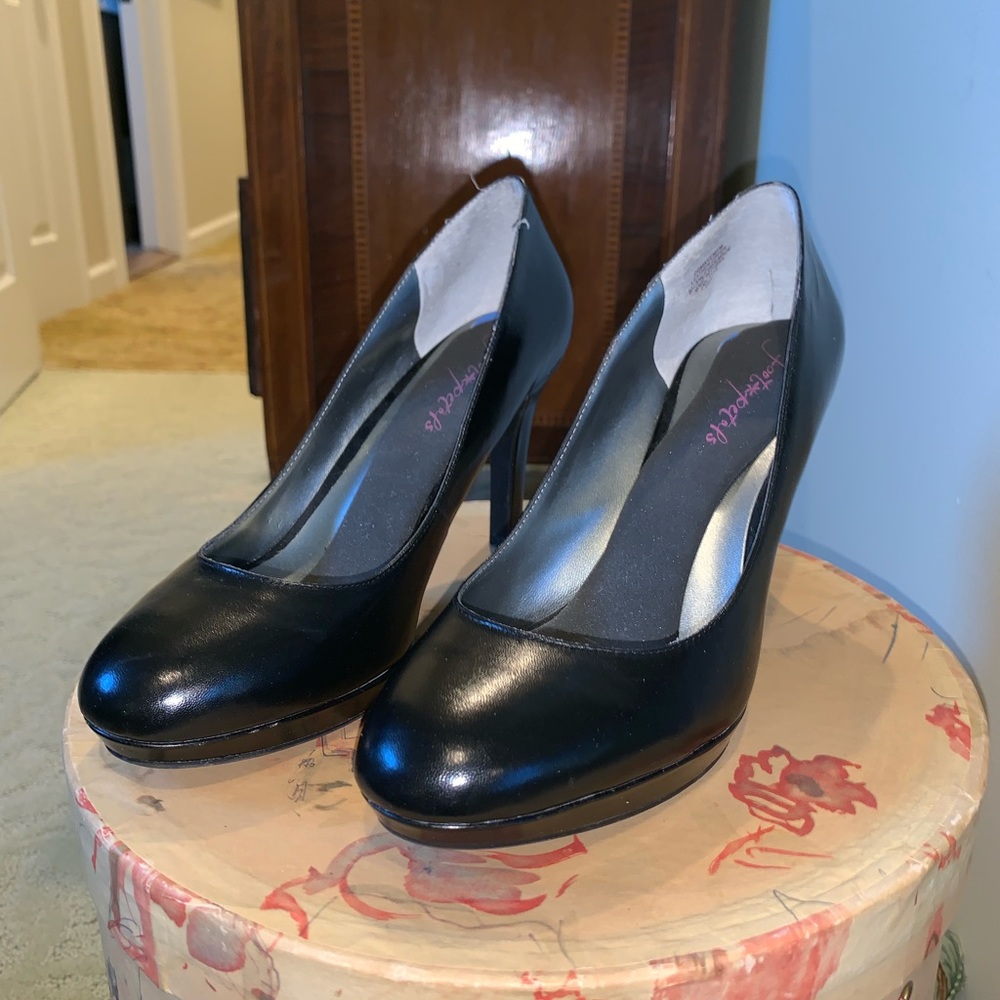 Bandalino Black pumps. Hardly worn